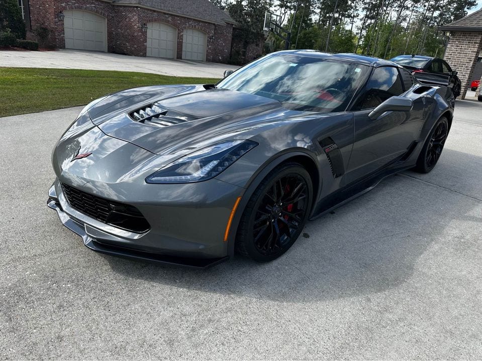 2016 Chevrolet Corvette Z06 Coupe 3LZ image 2
