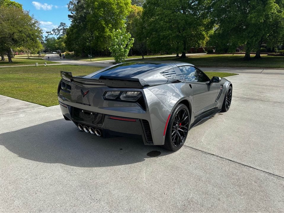 2016 Chevrolet Corvette Z06 Coupe 3LZ image 3
